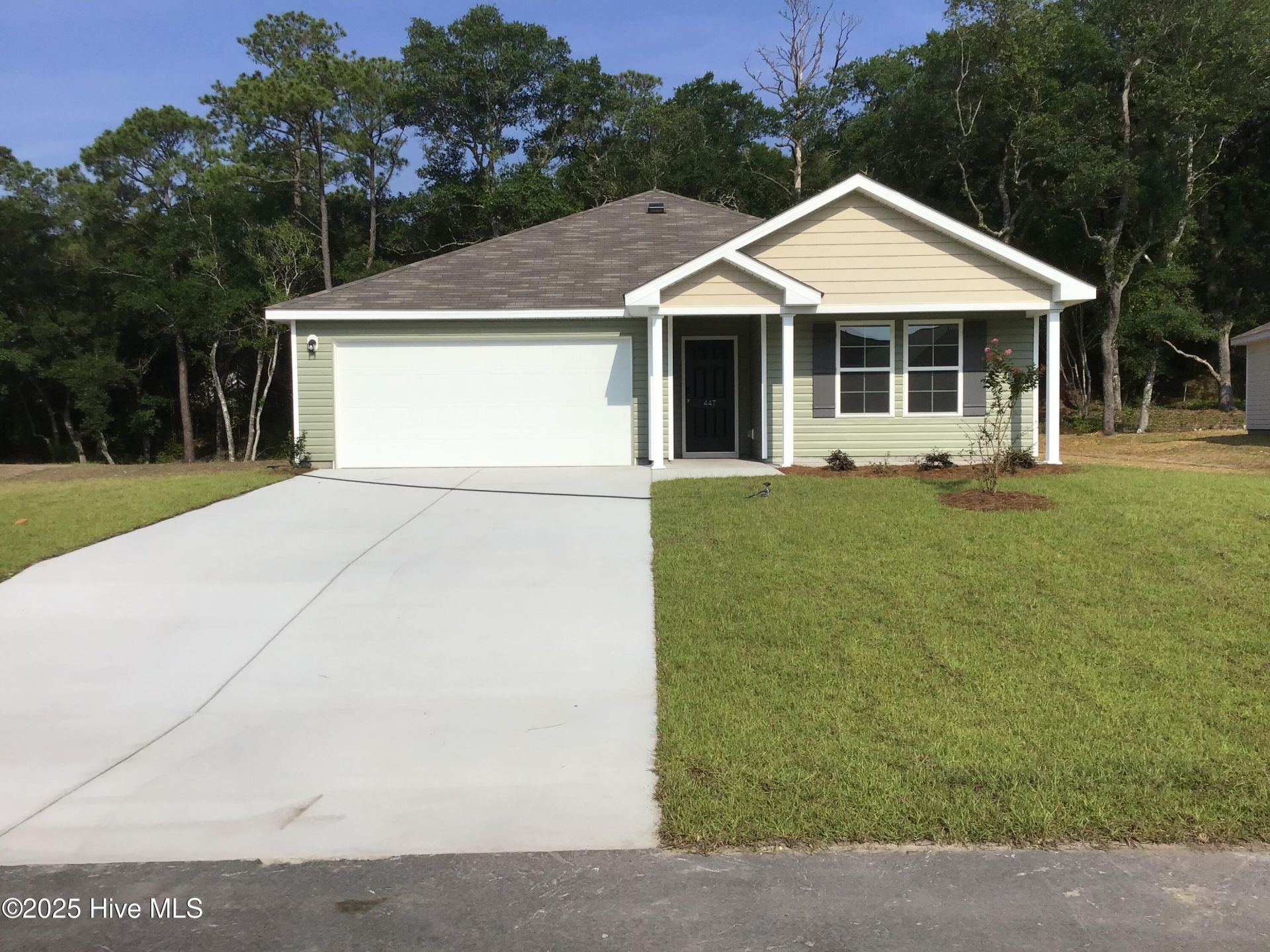 511 Hewett Landing Drive Sw, Supply, NC 28462 Main Photo