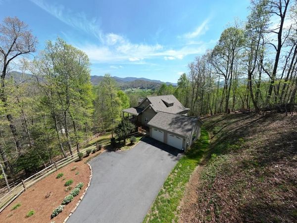 315 Wildwood Brook, Blairsville, GA 30512