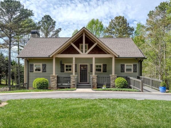 338 Meadow Brooke Drive, Young Harris, GA 30582