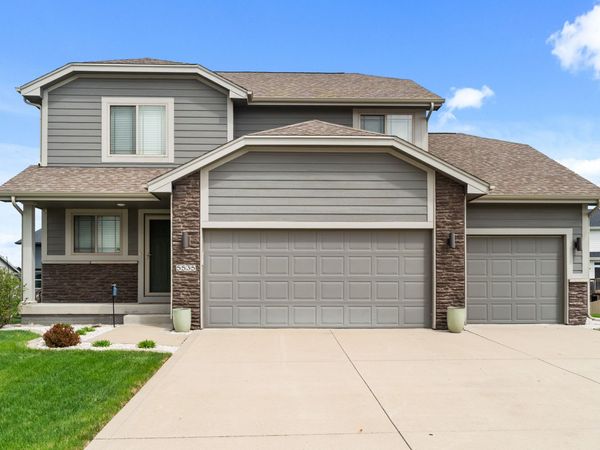 5535 148th Circle, Urbandale, IA 50323