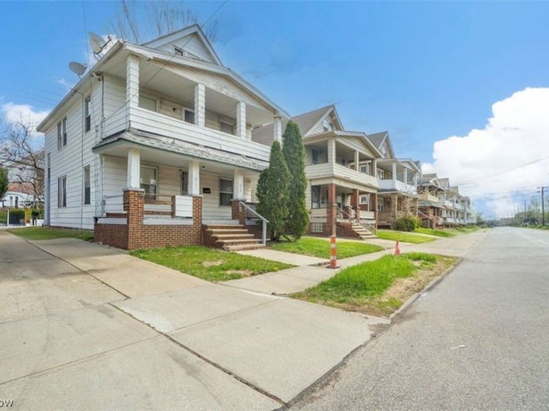 817 Alhambra Road , Cleveland, OH 44110 Photo 2
