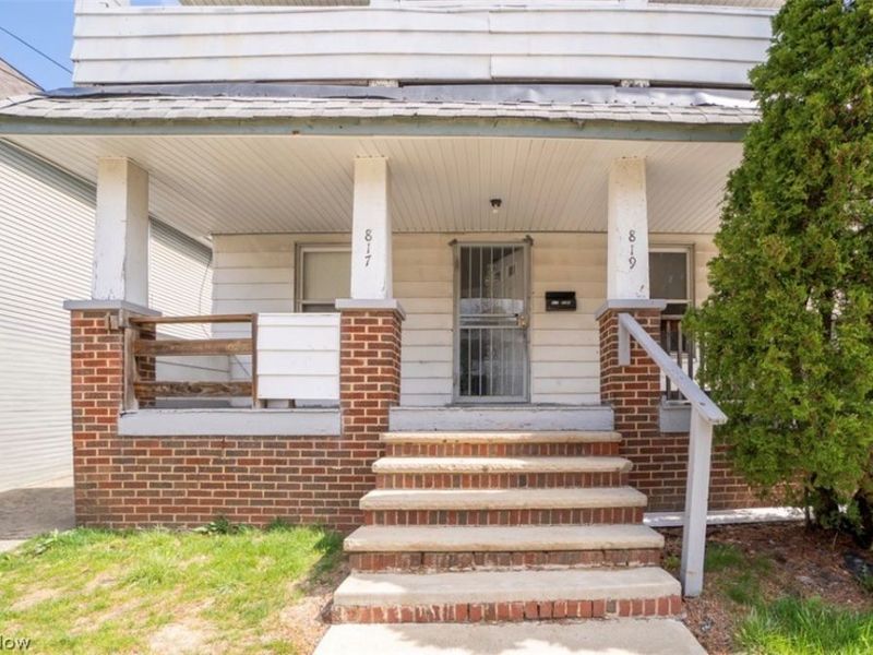 817 Alhambra Road , Cleveland, OH 44110 Photo 3