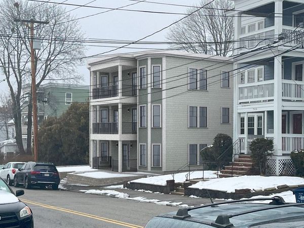 704 Metropolitan Ave, Boston, MA 02136