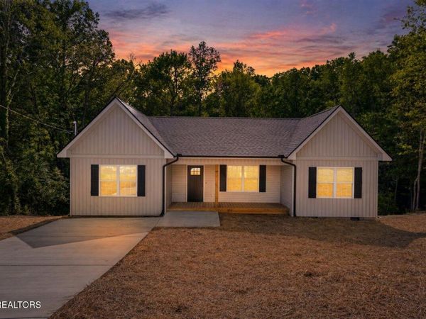 208 Vintage Lane, Clinton, TN 37716