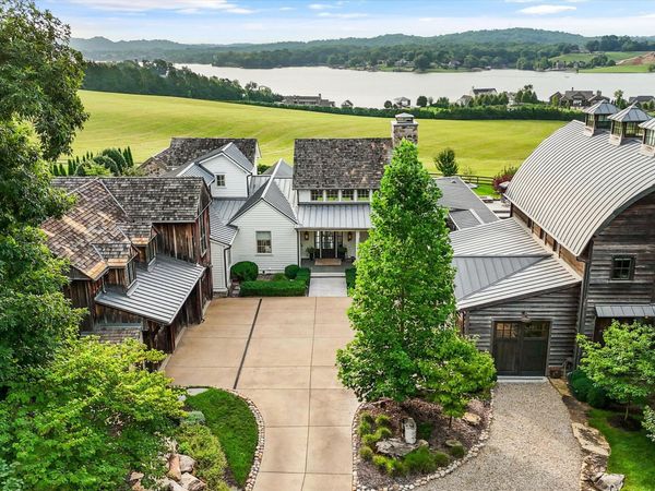 2028 Arcadia Peninsula Way, Knoxville, TN 37922