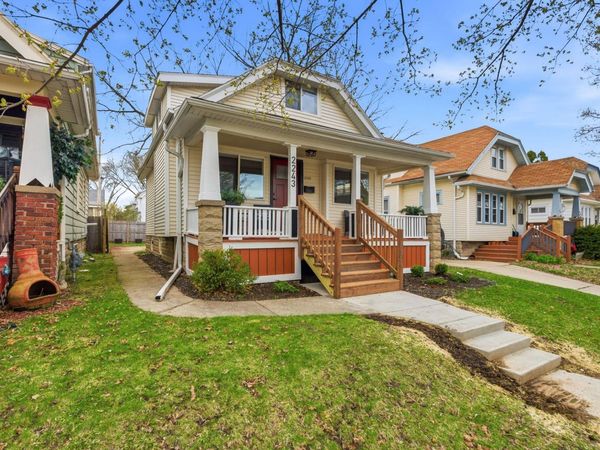 2243 S 63rd St, West Allis, WI 53219