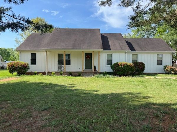 1618 Windy Meadow Dr , Christiana, TN 37037