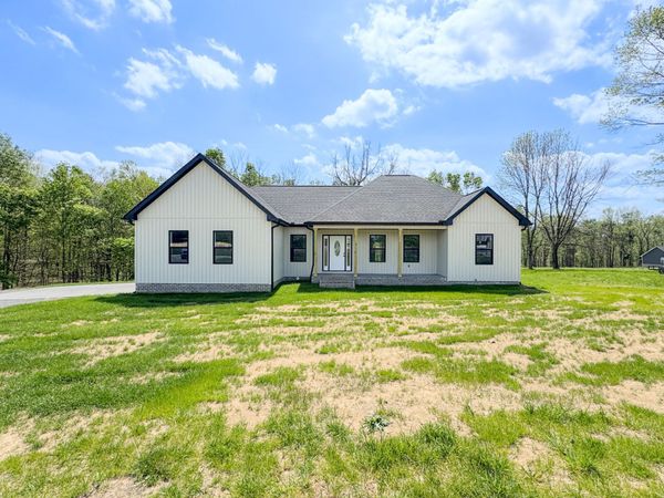 1737 Shiloh Rd , Lafayette, TN 37083