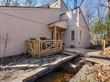2901 Debra Drive, Raleigh, NC 27607