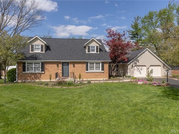 6889 Jonetta Street, Huber Heights, OH 45424