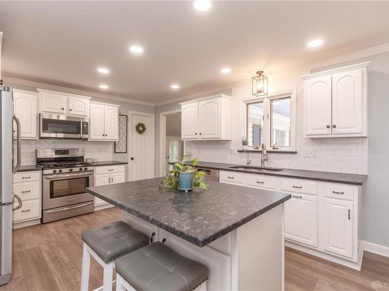 6889 Jonetta Street, Huber Heights, OH 45424 Photo 15