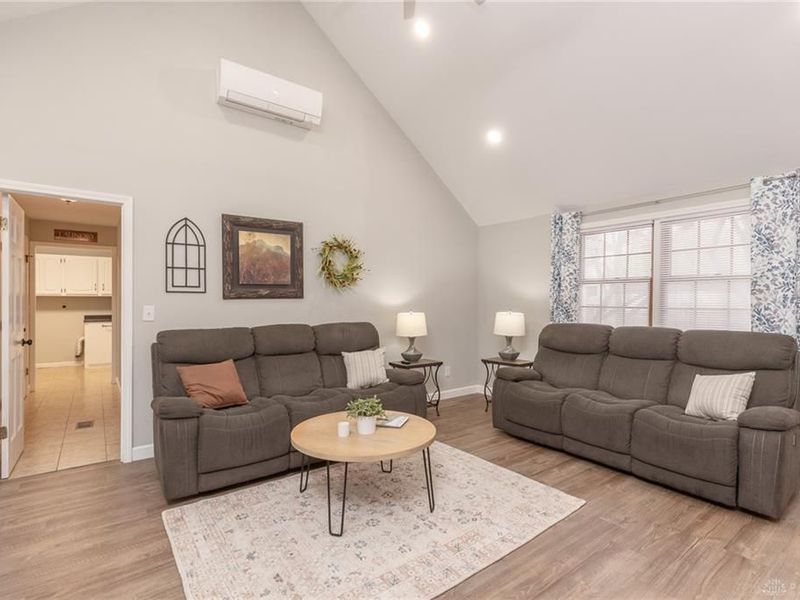 6889 Jonetta Street, Huber Heights, OH 45424 Photo 26