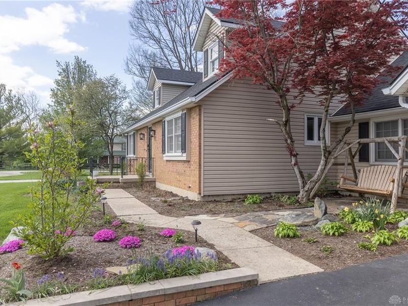 6889 Jonetta Street, Huber Heights, OH 45424 Photo 3