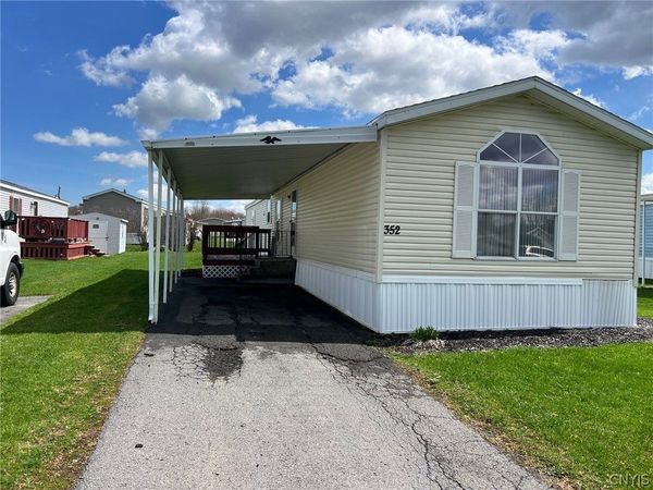 352 MATTHEW DR , Clinton, NY 13313