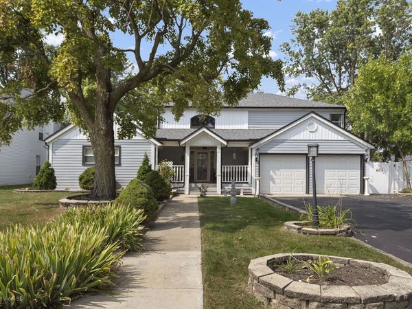 0N632 Gables Boulevard , Wheaton, IL 60187