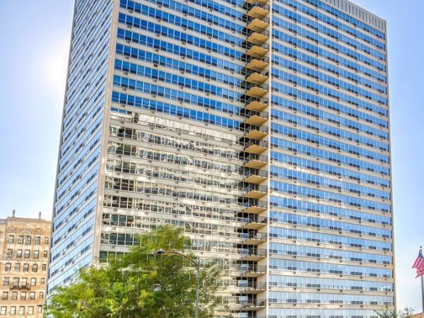 3550 N Lake Shore Drive, Unit 2224, Chicago, IL 60657