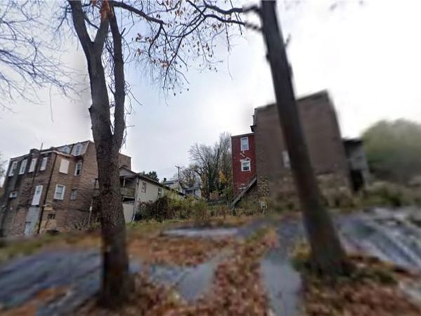 277 Plyer Way , Pittsburgh, PA 15211