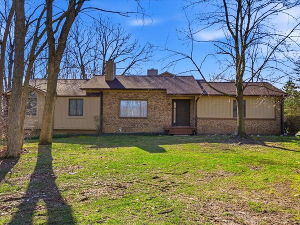 6241 Gatewood, West Bloomfield, MI 48322