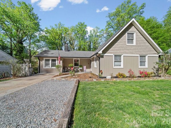 421 Tywood Street NE, Lenoir, NC 28645