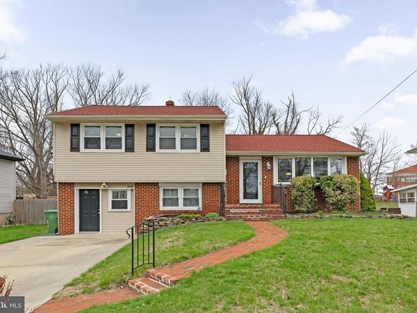 114 N VALLEYBROOK ROAD, CHERRY HILL, NJ 08034