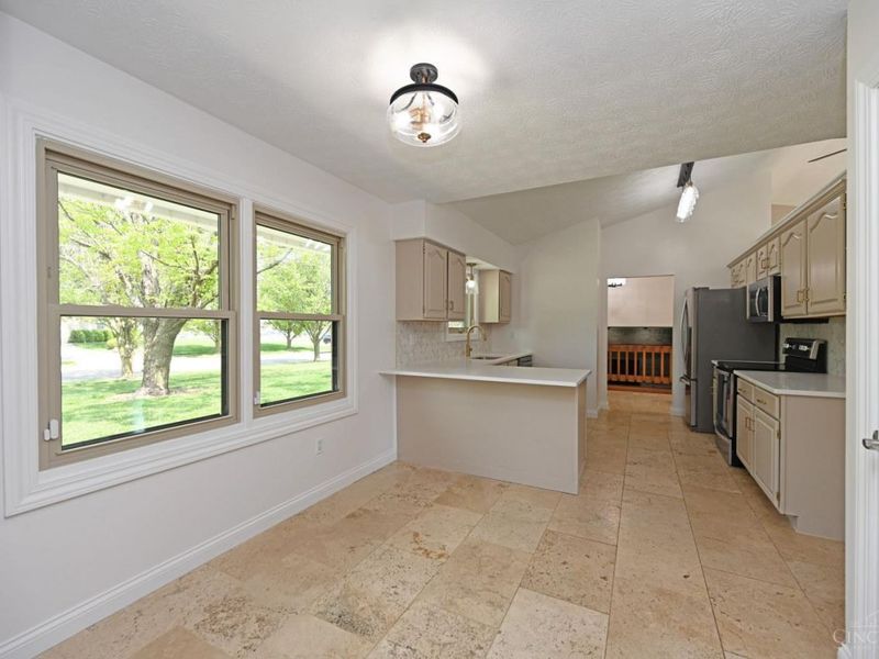 4015 Margate Drive, Beavercreek, OH 45430 Photo 12