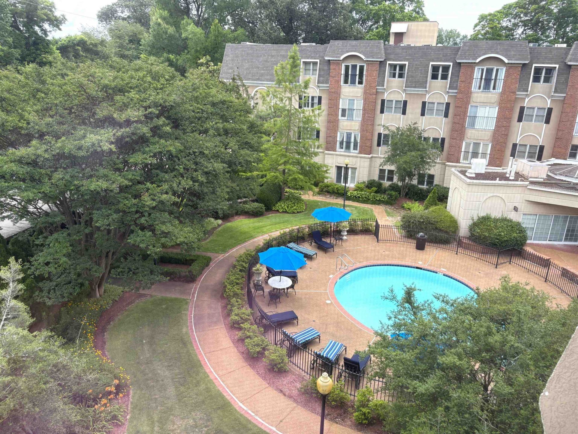 5400 Park Ave, Unit 413, Memphis, TN 38119 Main Photo