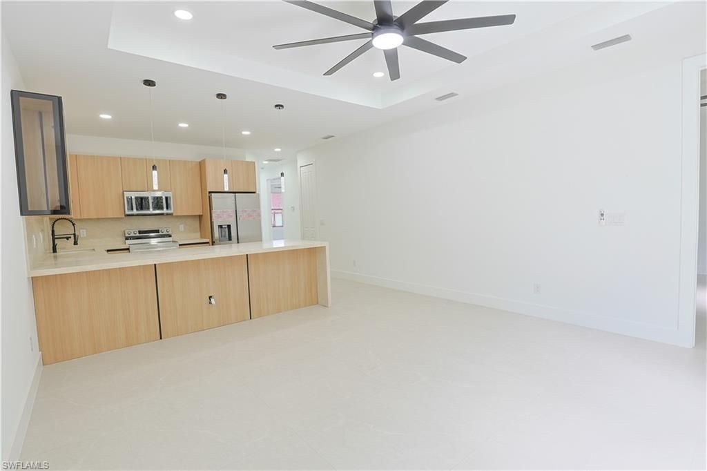 613/615 W 12th St, Lehigh Acres, FL 33972 Photo
