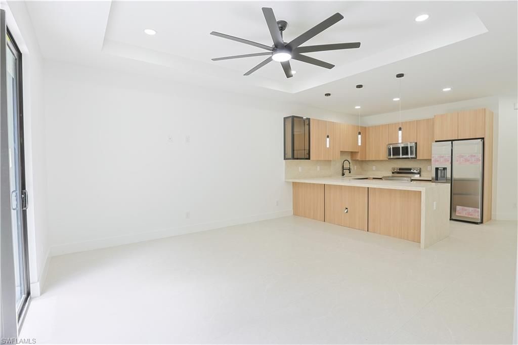 613/615 W 12th St, Lehigh Acres, FL 33972 Photo