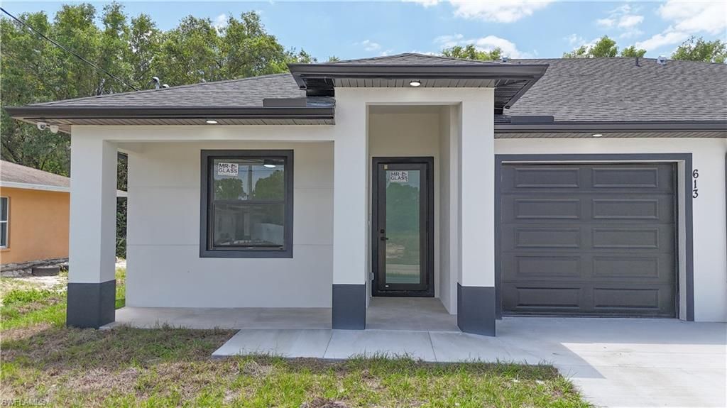 613/615 W 12th St, Lehigh Acres, FL 33972 Photo