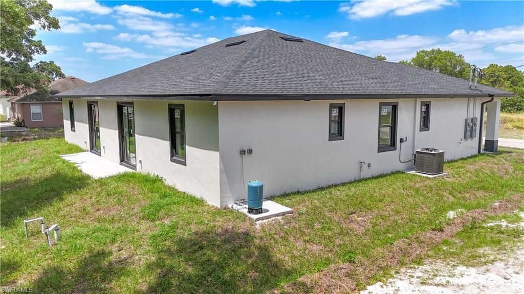 613/615 W 12th St, Lehigh Acres, FL 33972 Photo