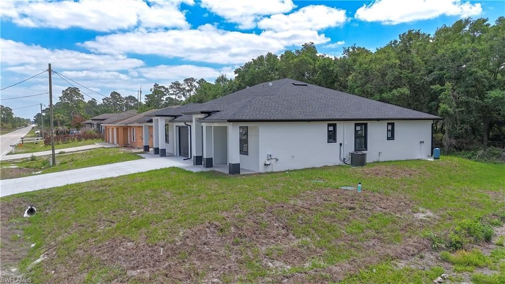 613/615 W 12th St, Lehigh Acres, FL 33972 Photo