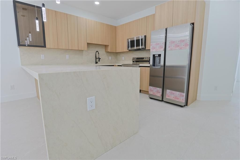 613/615 W 12th St, Lehigh Acres, FL 33972 Photo