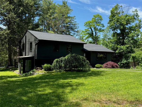 361 Allen Road, Salt Point, NY 12578