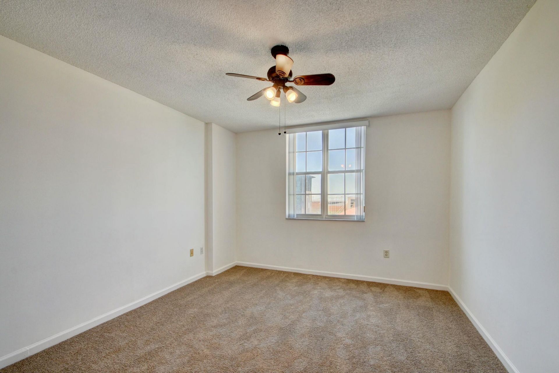 651 Okeechobee Boulevard, Unit 809, West Palm Beach, FL 33401 Photo