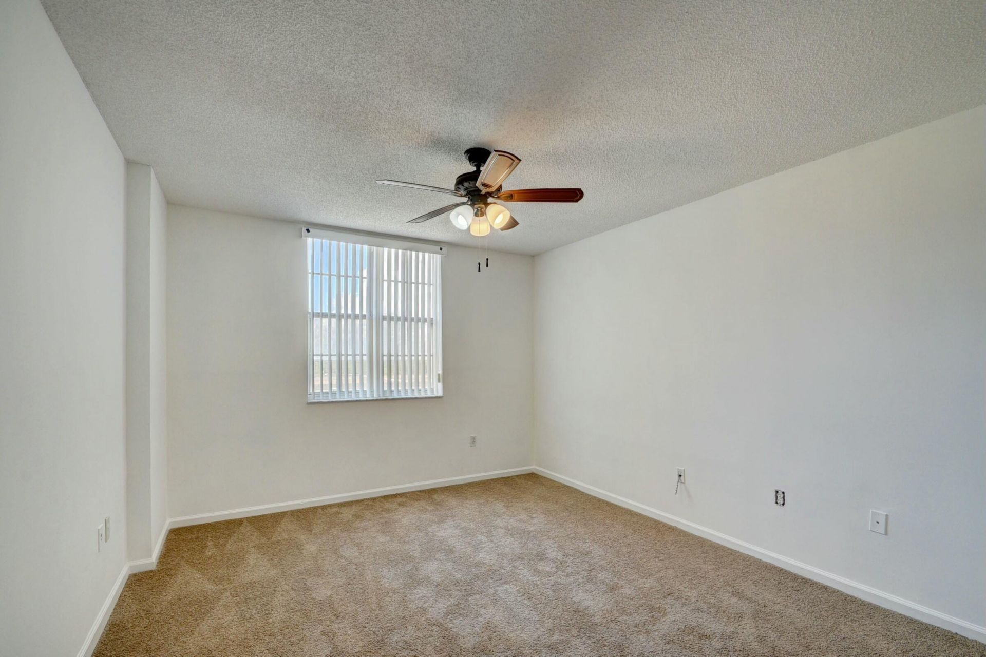 651 Okeechobee Boulevard, Unit 809, West Palm Beach, FL 33401 Photo