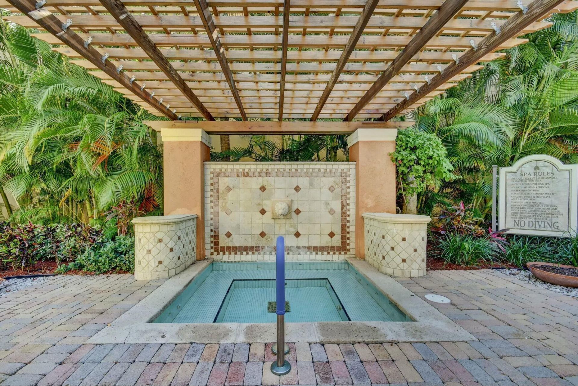 651 Okeechobee Boulevard, Unit 809, West Palm Beach, FL 33401 Photo