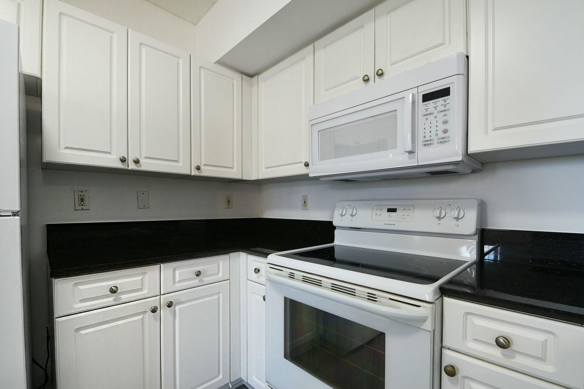 651 Okeechobee Boulevard, Unit 809, West Palm Beach, FL 33401 Photo