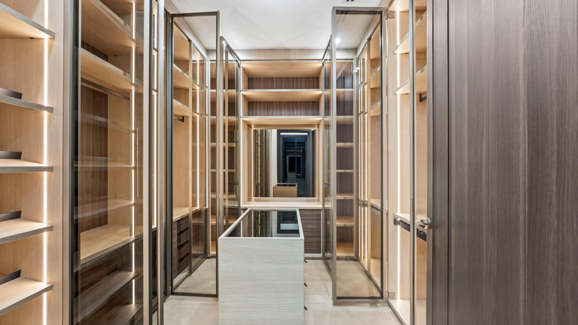 274 NE 3rd Court, Boca Raton, FL 33432 Photo