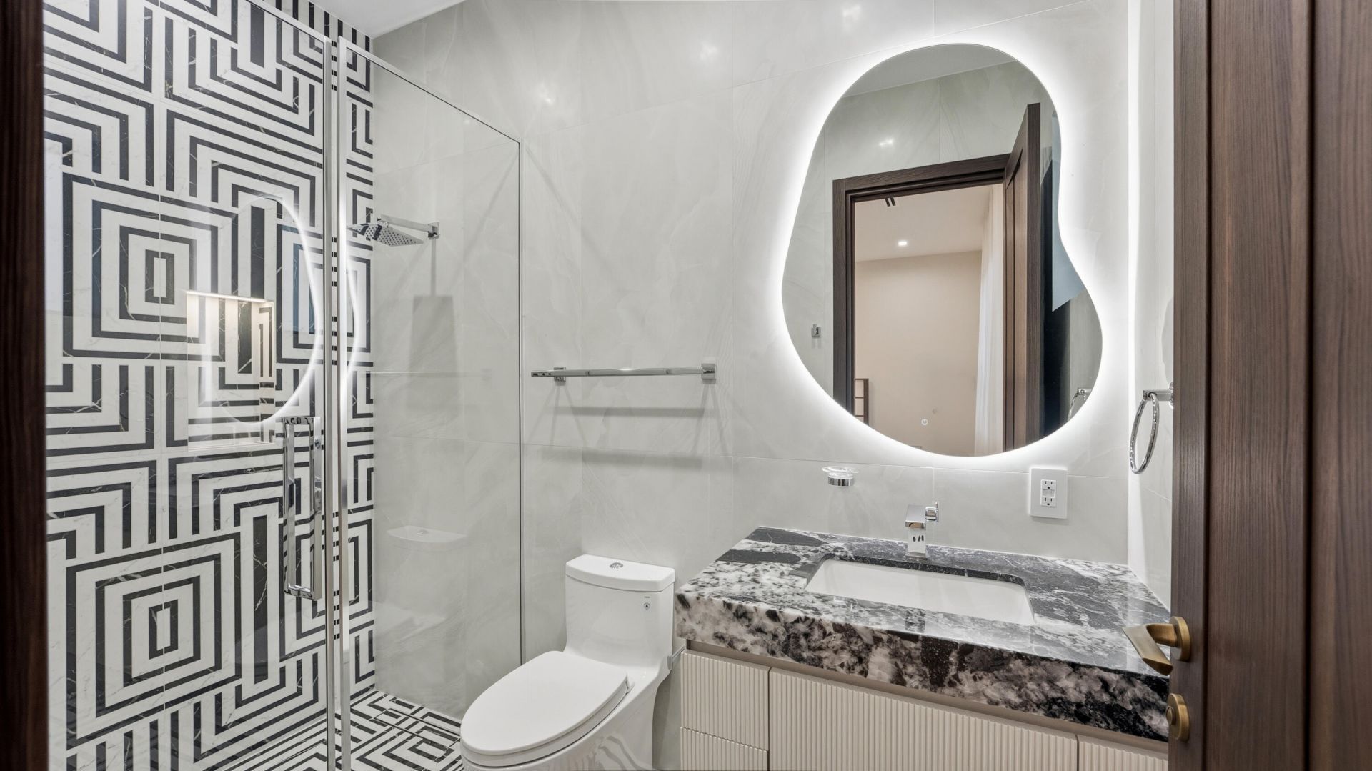 274 NE 3rd Court, Boca Raton, FL 33432 Photo