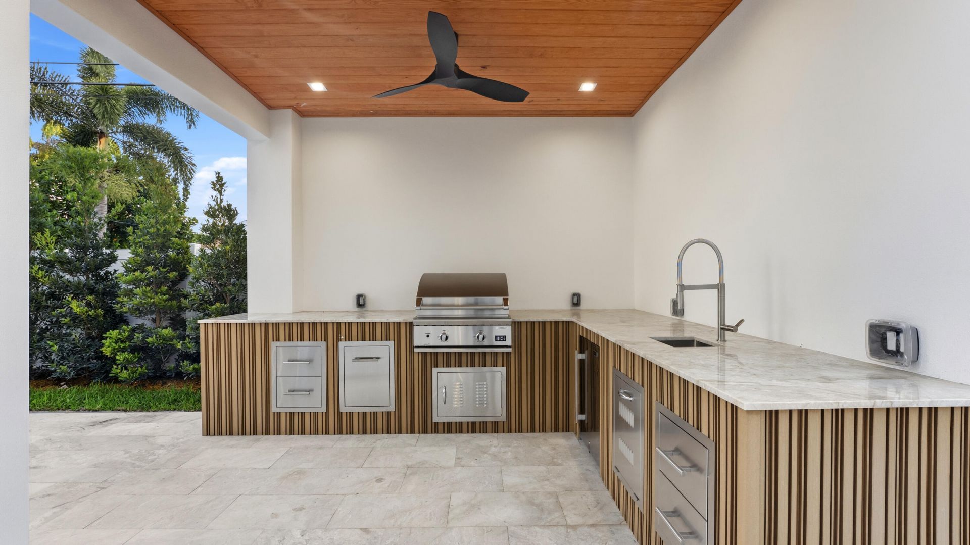 274 NE 3rd Court, Boca Raton, FL 33432 Photo