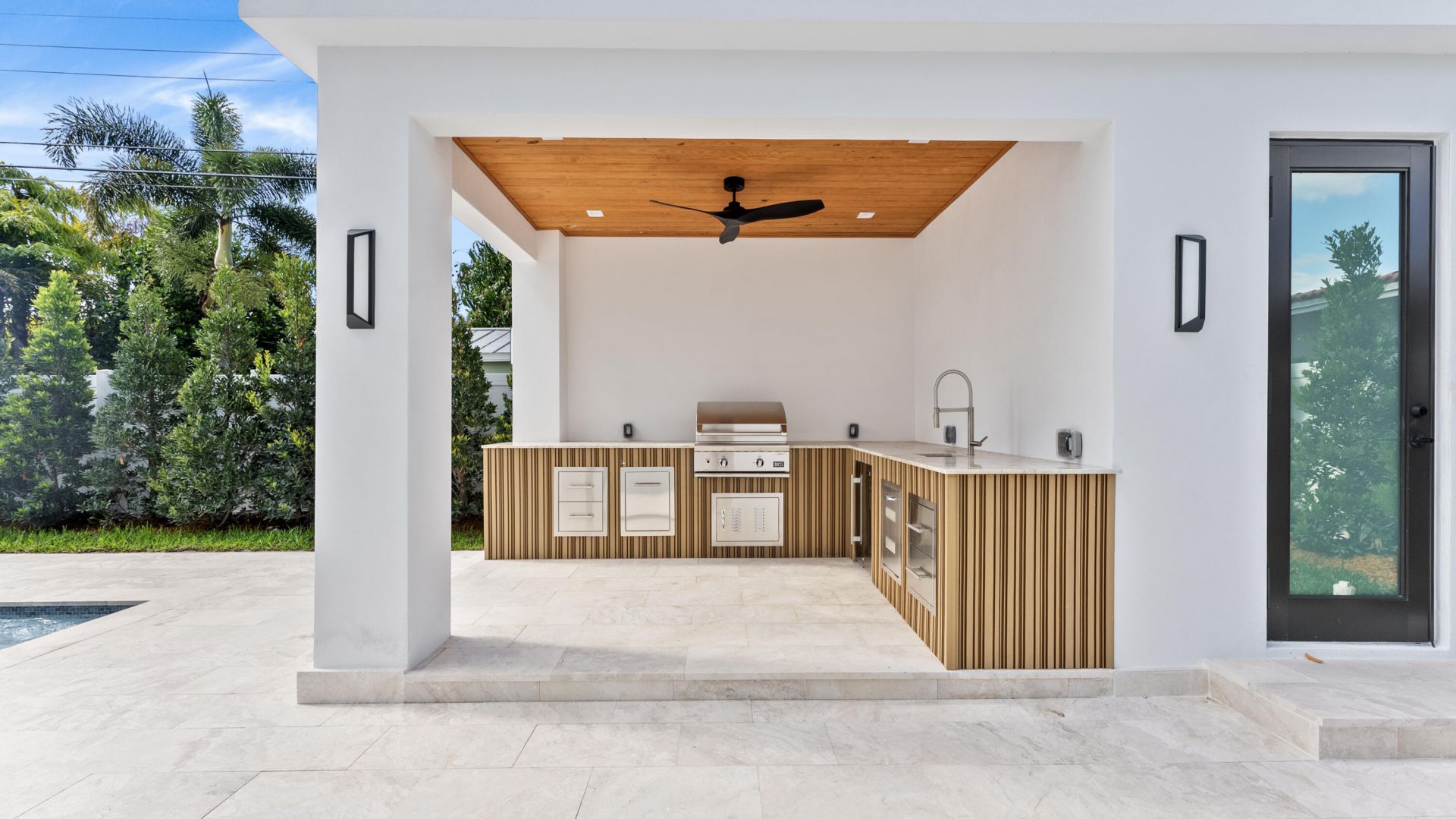 274 NE 3rd Court, Boca Raton, FL 33432 Photo