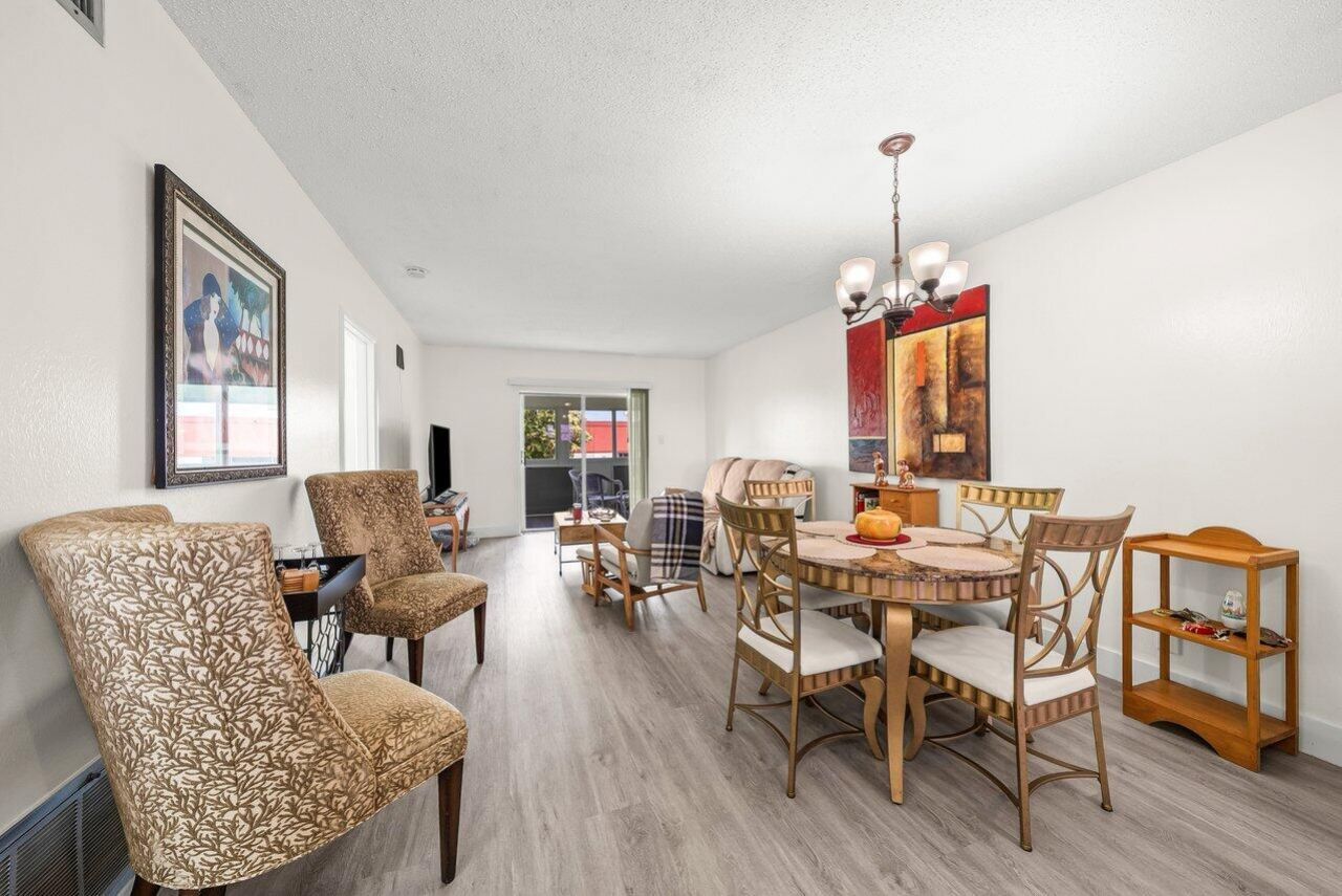 1117 Lake Terrace, Unit 207, Boynton Beach, FL 33426 Photo