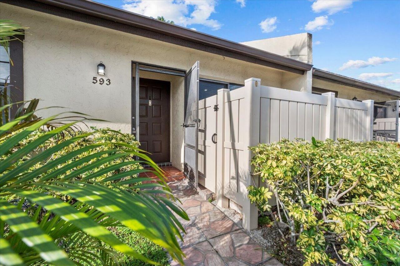 593 Banks Road, Unit 593, Margate, FL 33063 Photo