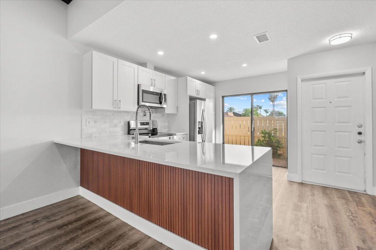 593 Banks Road, Unit 593, Margate, FL 33063 Photo