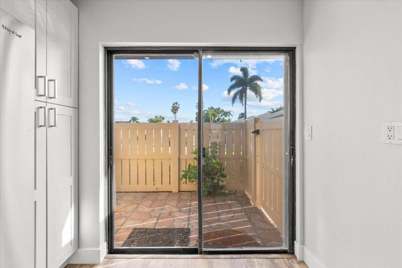 593 Banks Road, Unit 593, Margate, FL 33063 Photo