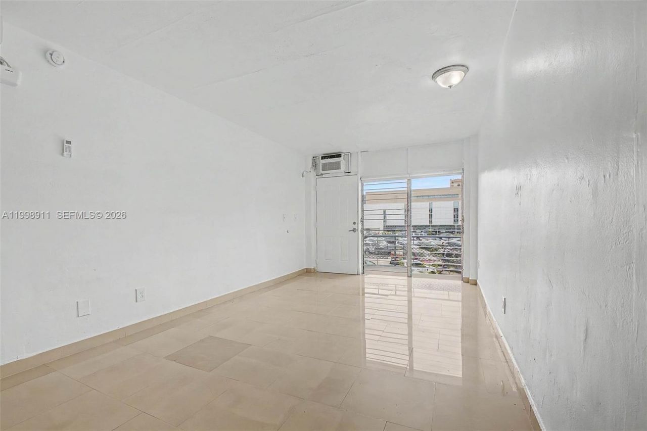 1685 Jefferson Ave, Unit 12, Miami Beach, FL 33139 Photo