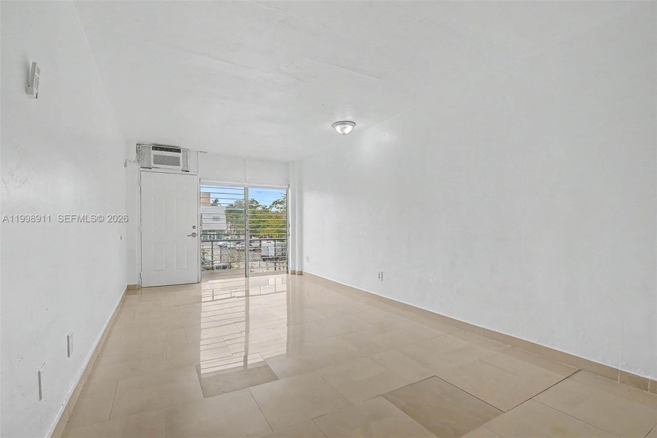 1685 Jefferson Ave, Unit 12, Miami Beach, FL 33139 Photo