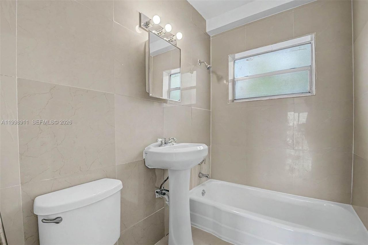 1685 Jefferson Ave, Unit 12, Miami Beach, FL 33139 Photo