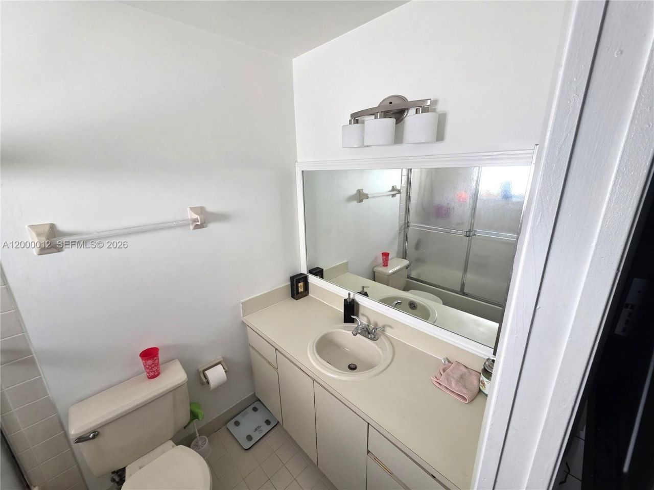7777 W 29th Ln, Unit 202-33, Hialeah, FL 33018 Photo