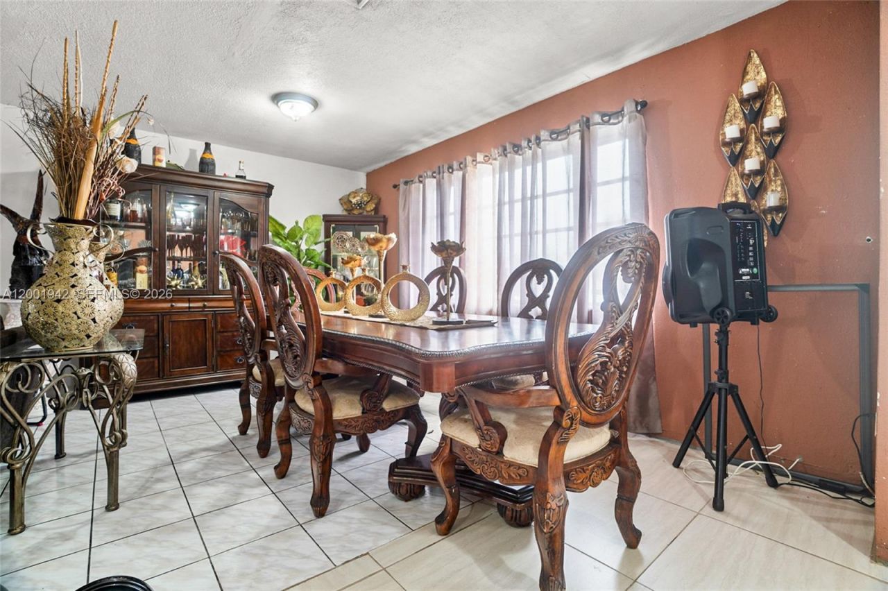 20154 NW 12th Pl, Miami Gardens, FL 33169 Photo